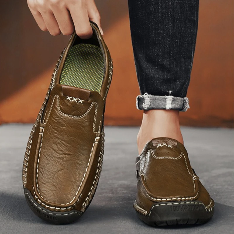 Handcrafted Large Size Men's Retro Leather Shoes Simple Casual Loafers Outdoor Rubber Sole Flat Heel Bean Bean Trendy Slip-On