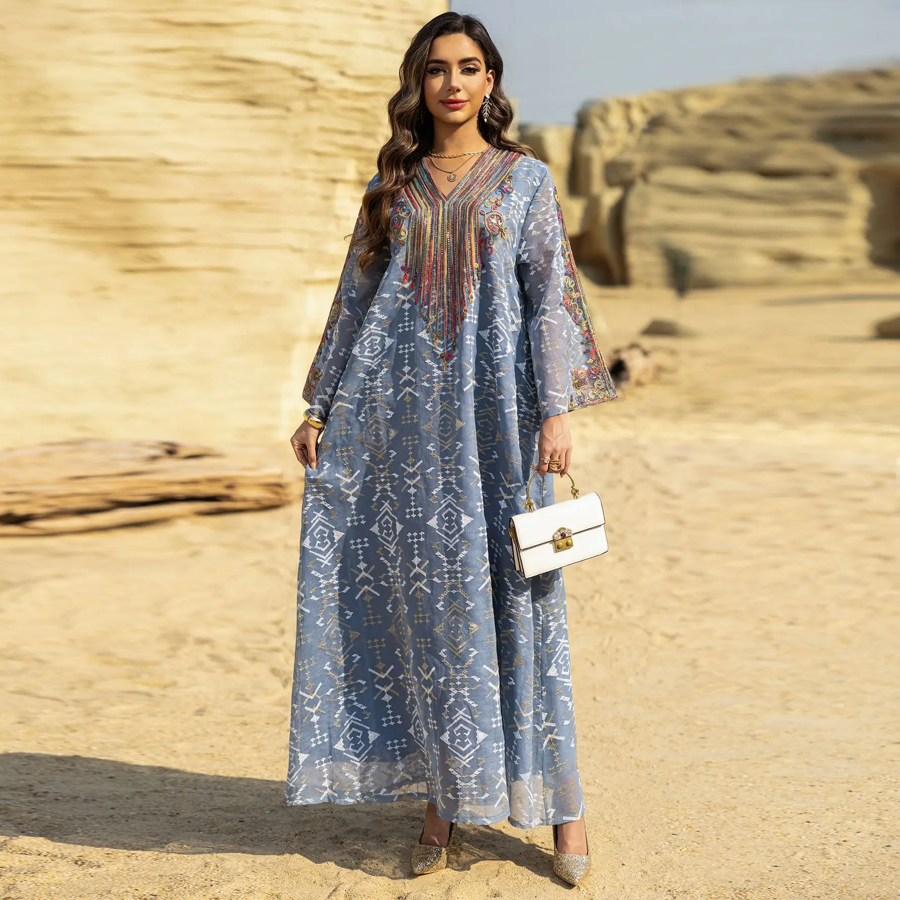 2026 Muslim Fashion Women's Spliced Casual Trendy Embroideried Printed Elegant V-neck Long Sleeve Pullover Abaya Female Clothes