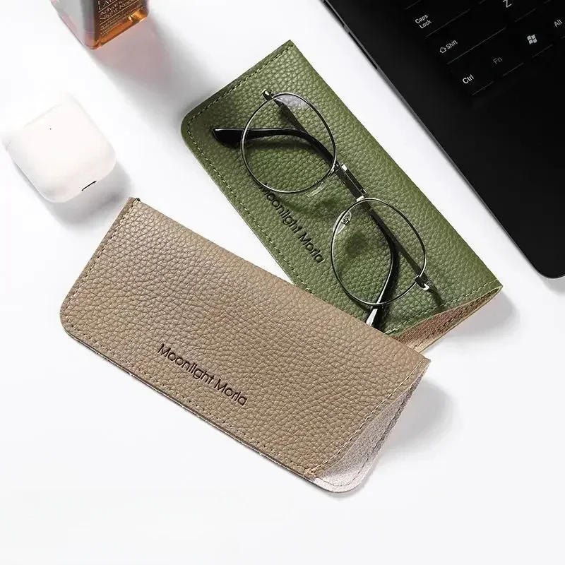 Fashion Portable Eyeglasses Pouch Protective Case Sunglasses Case Reading Glasses Pouch Protective Tool for Men and Women