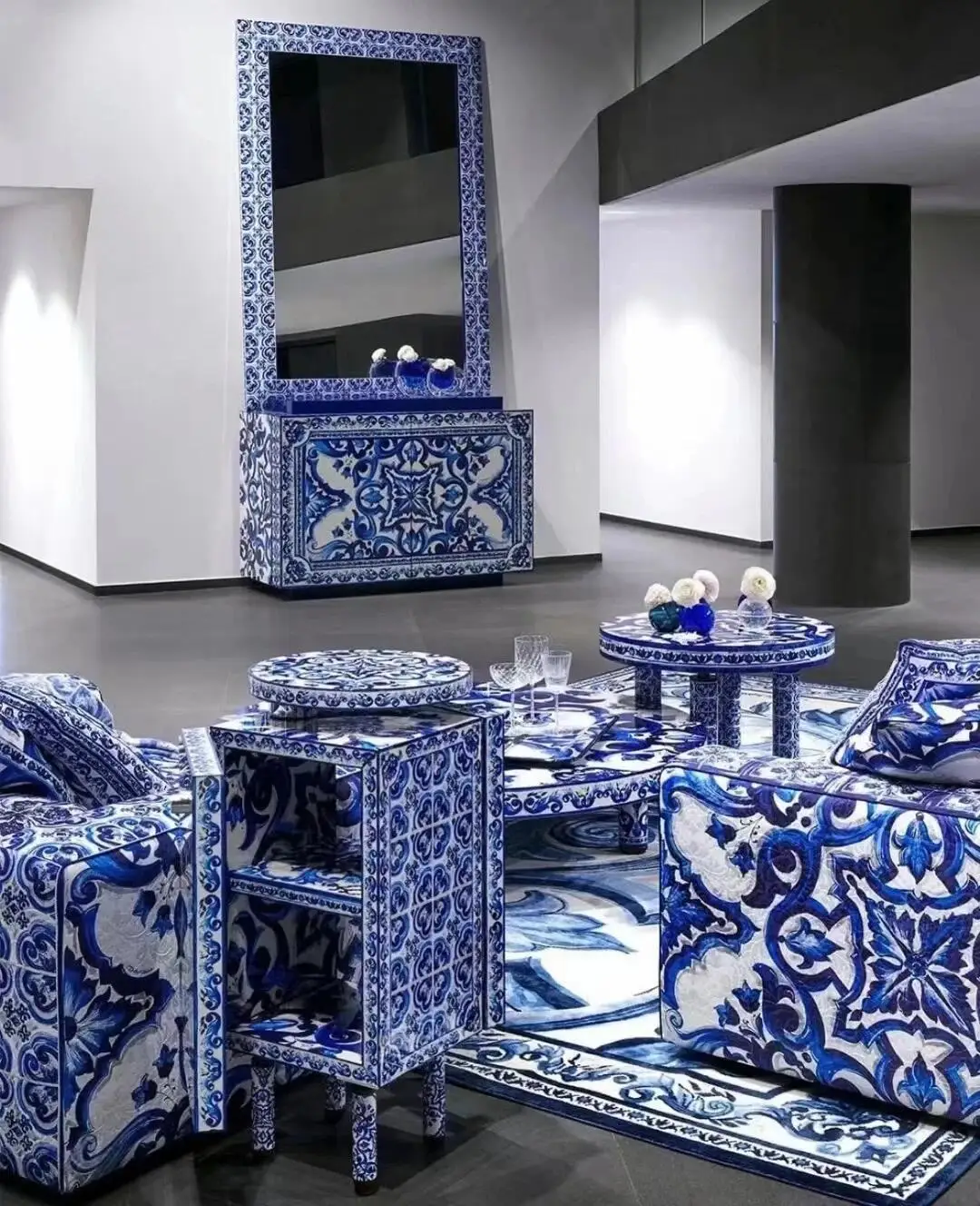 Creative design Chinese blue and white porcelain corner cabinet villa mansion bed sofa side cabinet