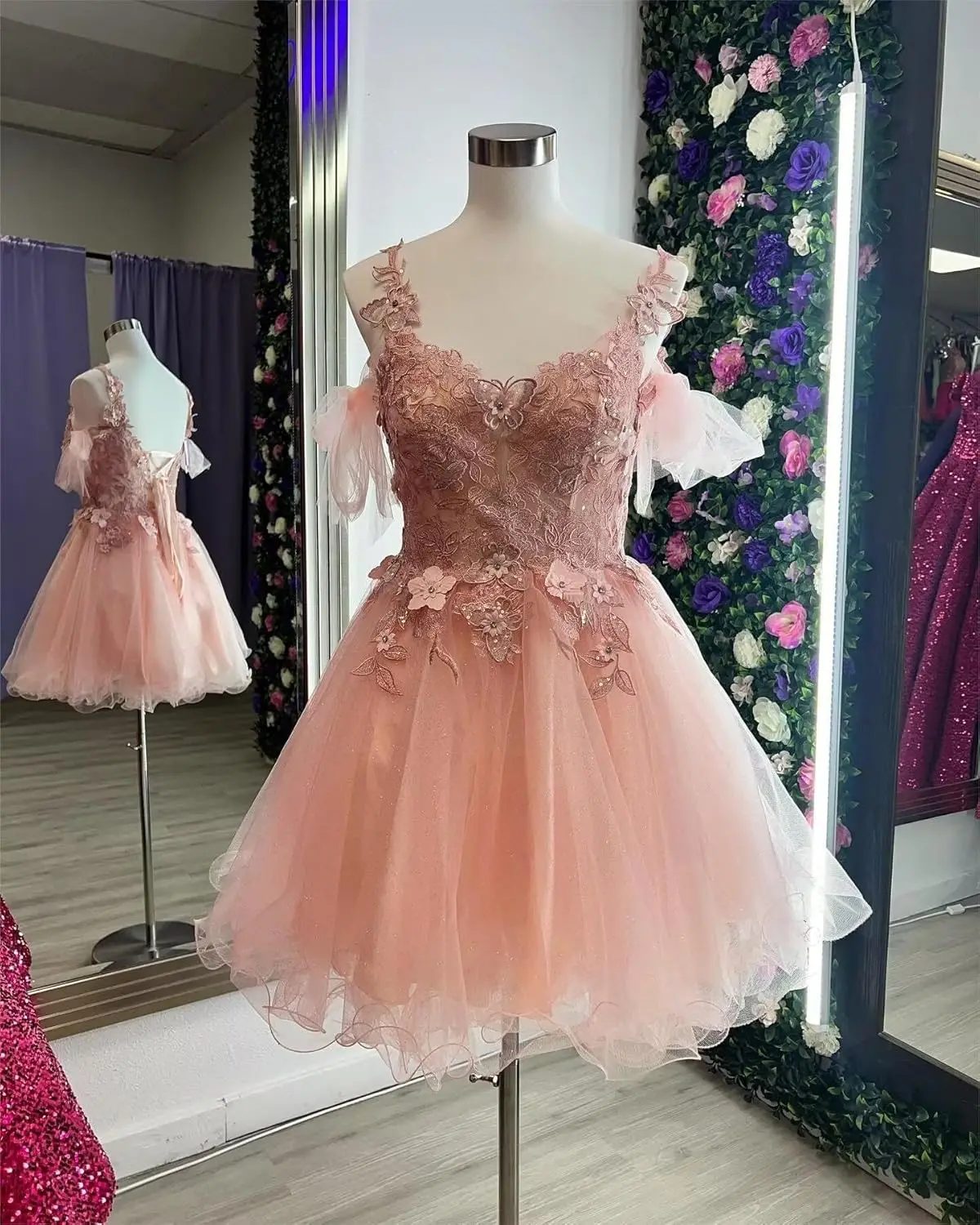 Vestidos cortos de fiesta con hombros descubiertos para adolescentes Vestido de fiesta de tul brillante para quinceañera Vestido de fiesta de mariposa 3D