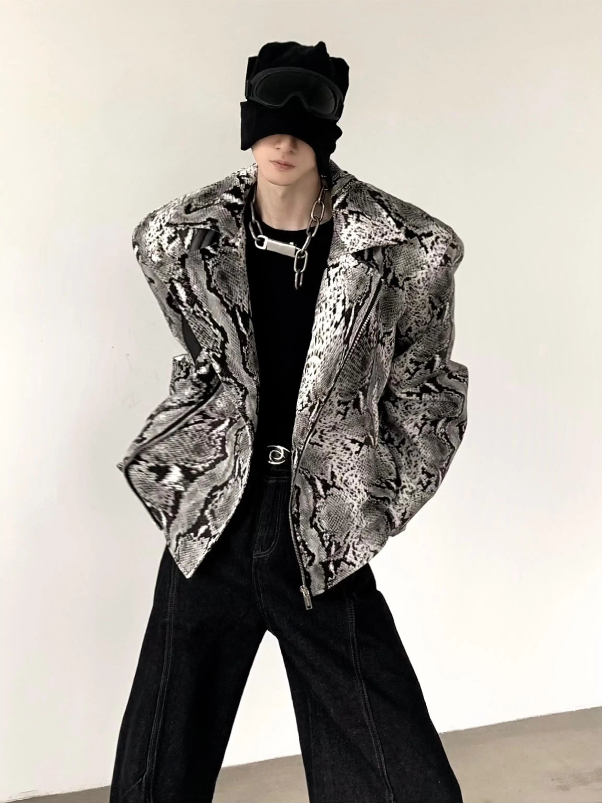 Autumn Mountain Wind Short Men's Leather Jacket Snake Skin Pattern Padded Shoulder Motorcycle Style Youth Trend Spring Autumn...