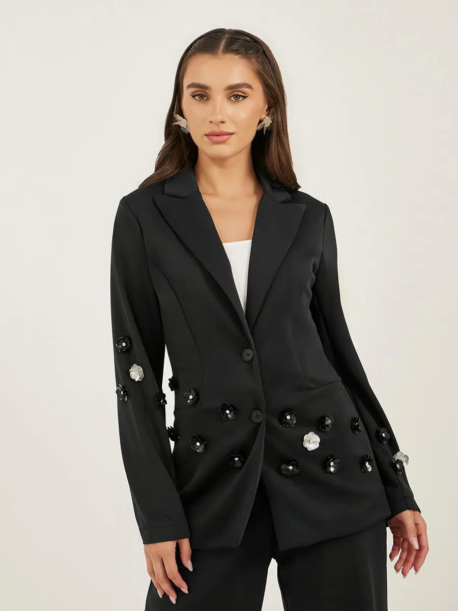 Vestidos de noche elegantes para mujer, trajes con botones y flores, chaqueta con dos botones, pantalones para mujer, traje de satén de 2 piezas personalizado