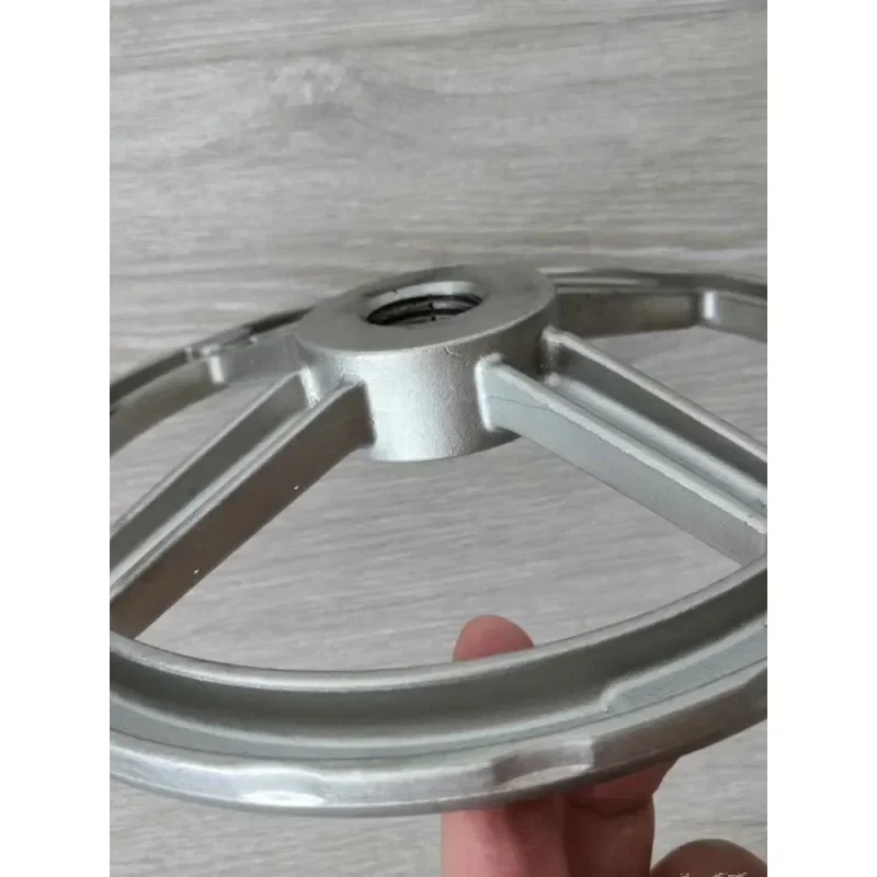 Stainless Steel Tapping Hole Hand Wheel Silica Sol Precision Integrated Casting  Material Rear Concave Light Body