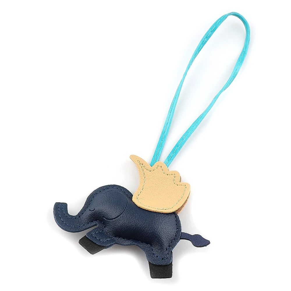 Winged Flying Elephant Keyring Leather Hanging Ornament Strap Lucky Blessing Pendant Bag Charm Car Interior Decor Jewelry Gift