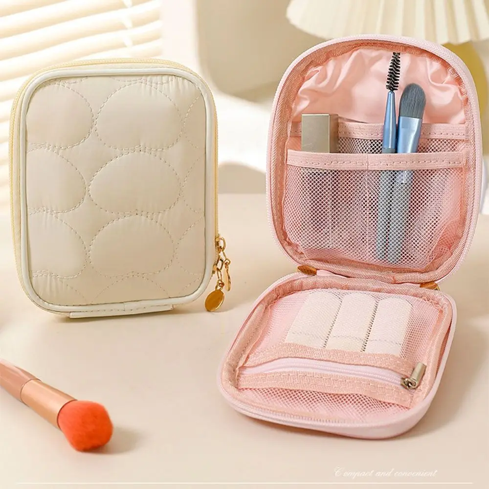 Portable Mini Storage Case Zipper Compact Cosmetic Pouch Large Capacity Heart-shaped Pattern Lipstick Storage Bag Handheld Use