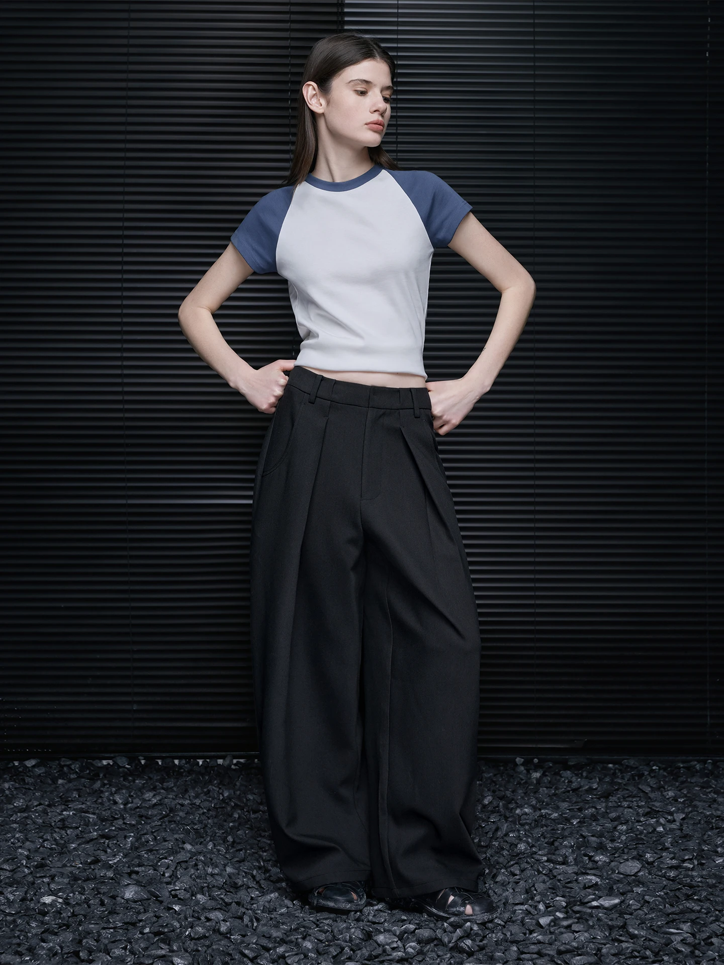 

Модные широкие брюки прямого кроя для женщин, свободные, струящиеся, премиум-класса, весна 2026, новинка