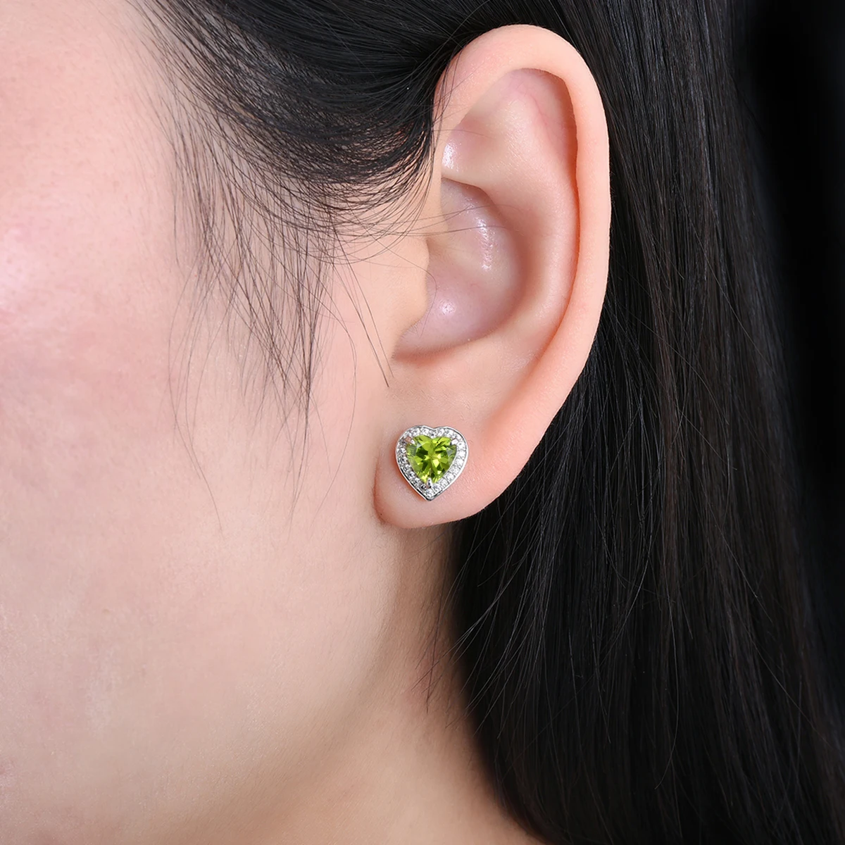 Natural Peridot Solid Sterling Silver Stud Earring 2.2 Carats Genuine August Birthstone Lovely Heart Design S925 Romantic Style