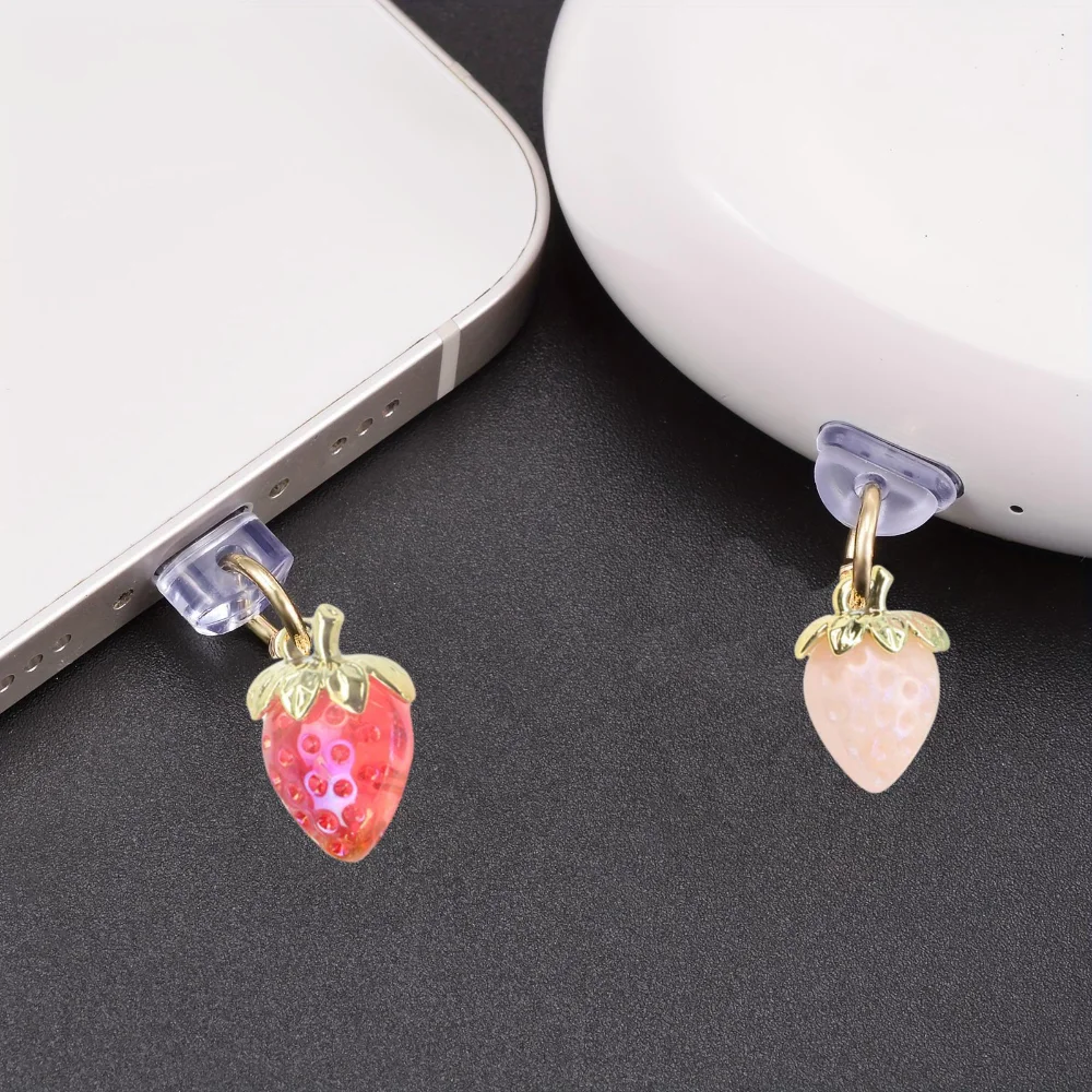 아이폰 및 삼성 Type-C 휴대폰을 위한 귀여운 딸기 과일 먼지 플러그 액세서리 장식