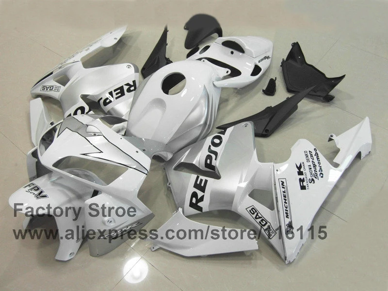 Custom Injection molded plastic parts for 2005 2006 HONDA CBR 600 RR CBR600RR fairings 05 06 white repsol fairing bodyits