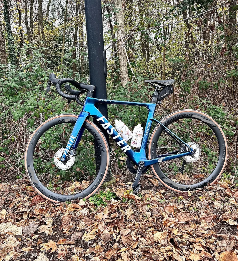 Chameleon color disc cycling carbon frameset ud glossy DIY logos racing bike frame+handlebar 49 52 54 56 58cm made in china
