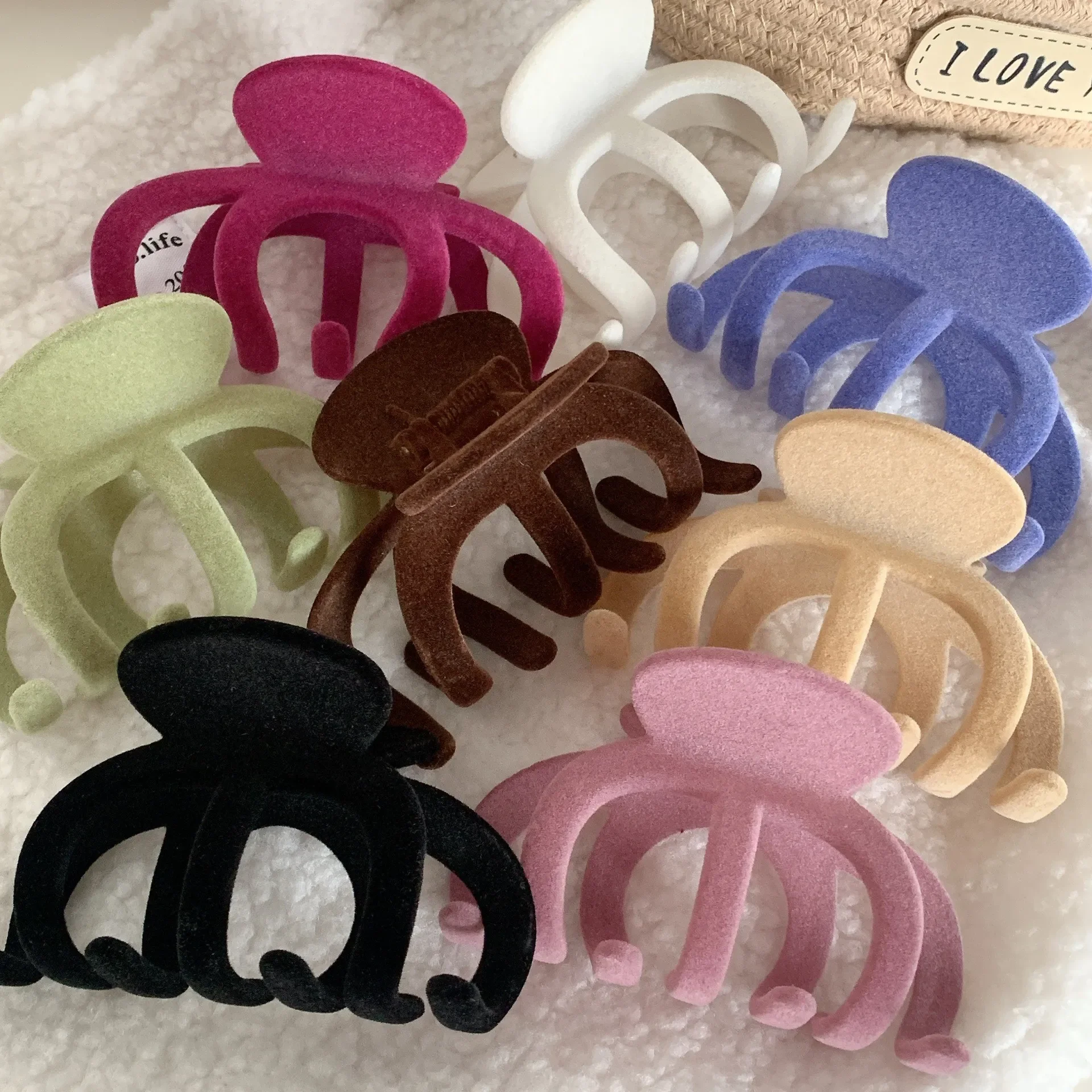 

Muweordy New Women Pumpkin Claw Clip Plastic Hair Claws Large Hairpin Fashion Hair Clips Barrettes Korean Girls Hair Accessories