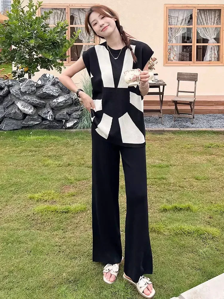 

Korean Design Knit 2 Pieces Sets Casual High Waist Wide Leg Pants Tracksuit New Women Sleeveless Knitted Pullover Tops Conjuntos