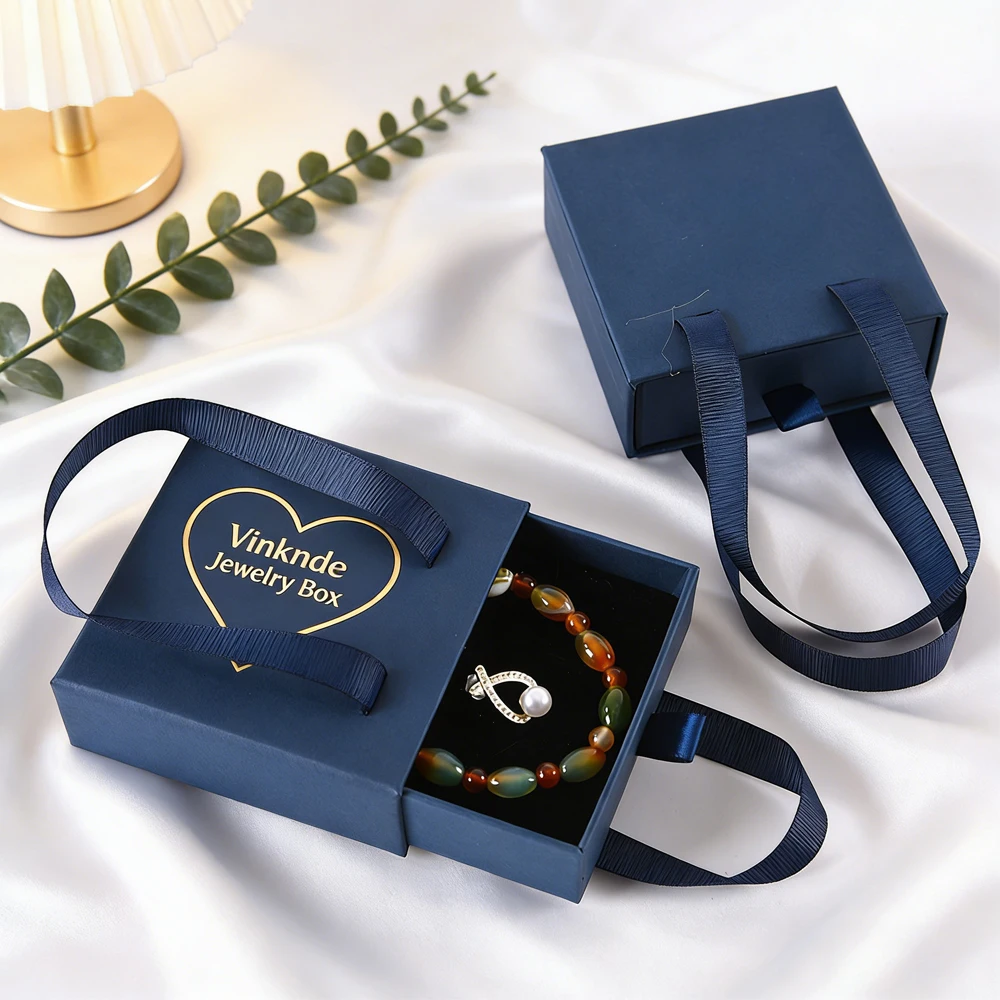 

24/50/100 шт. Элегантные подарочные коробки для украшений с атласной ручкой, премиум-класса, для колец, серег, ожерелий, брошей, колье-браслетов