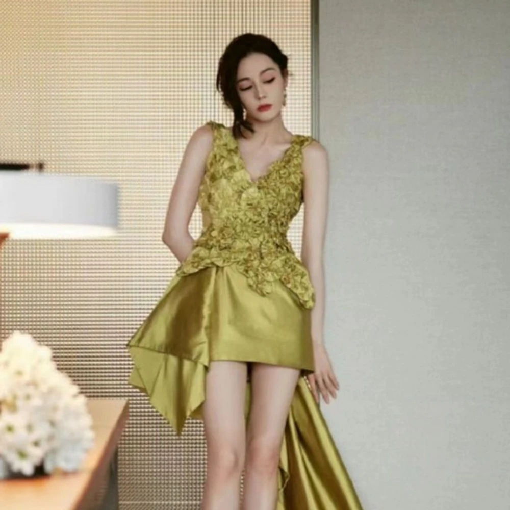 V-neck Golden Satin Mini Length Party Dress With Train Appliques Floral Woman Clothes Layered Flowers Cocktail Dresses Chic Gown