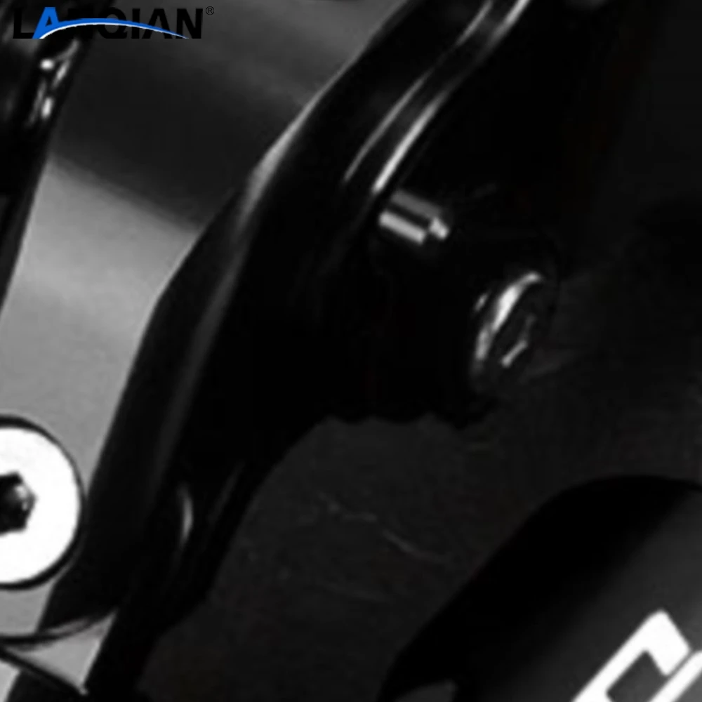 

CNC Brake Clutch Levers For LONCIN VOGE 500DS 650DS 500R 525R 500DSX 650 500 DS DSX 500 525 R AC525X 525ACX Handle Bar Grips End