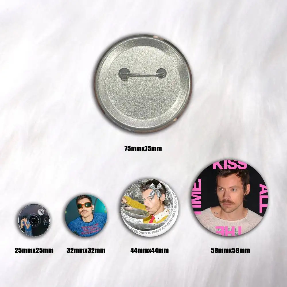 A-Kiss All The Time Harry Styles Anime Round Badges, Brooches, Clothing Accessories, Birthday Gifts, Anime Conventions