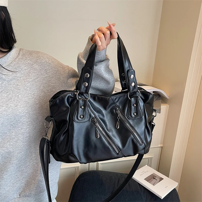 

Retro Roomy Shoulder Bag Female Luxury Solid Color Classic Crossbody Bag Large Capacity Style Soft PU Handheld Bag