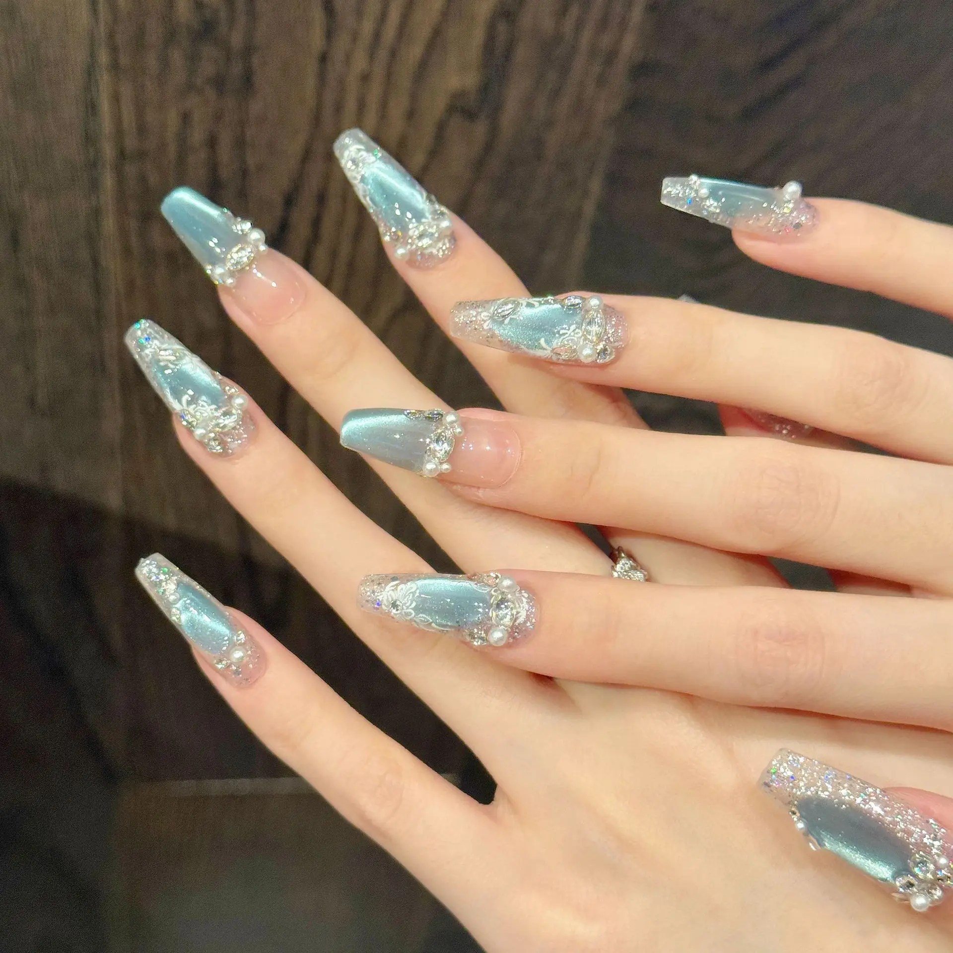 10枚入り ブルー アイスクリスタル キャッツアイ つけ爪 グリッター スパンコール パール ダイヤモンド ハンドメイド フェイクネイル ロマンチック フレンチチップ 付け爪