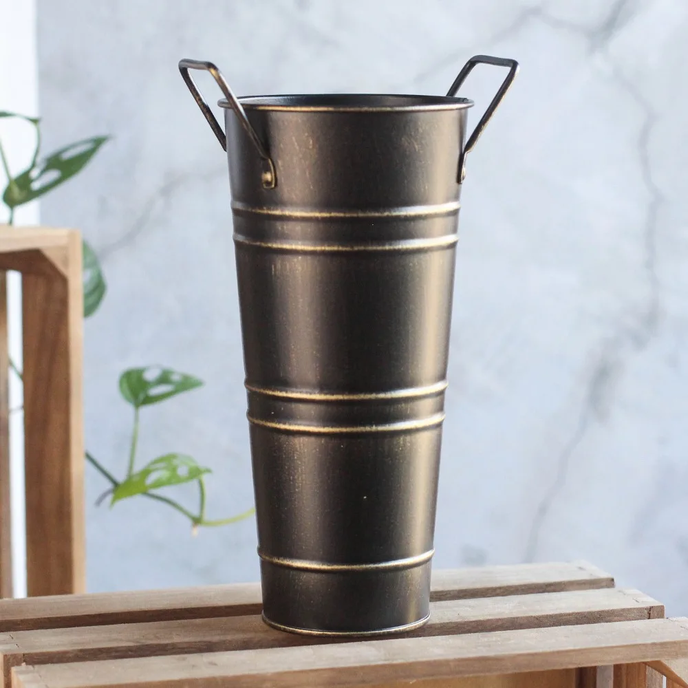 

DIY Craft Creative Tin Flower Bucket Durable Round Retro Tin Barrel with Handles Protable Wrought Vase Farmhouse Table
