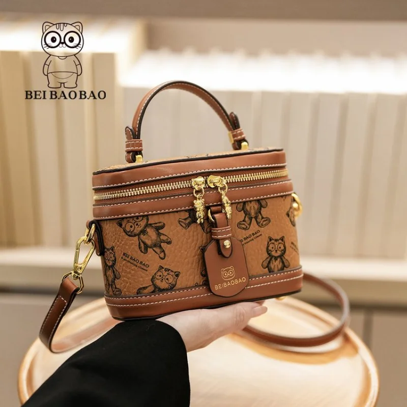 

Vintage Vanity Case With Mirror For Women Designer Luxury Leather Retro Cosmetic Bag Functional And Elegant