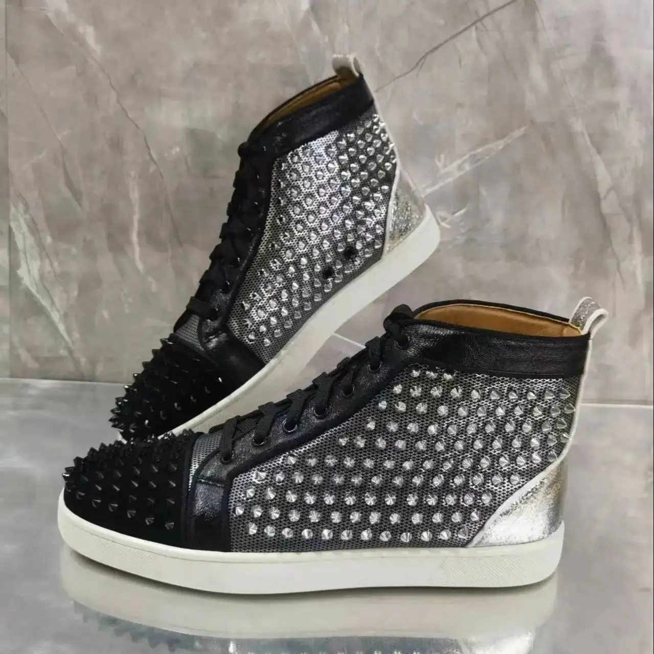

Rivets Decorate Black Mesh Leather Casual Sports Shoes Women Men Round Toe Lace-Up High-Top Sneakers Female Male Unisex Leisure