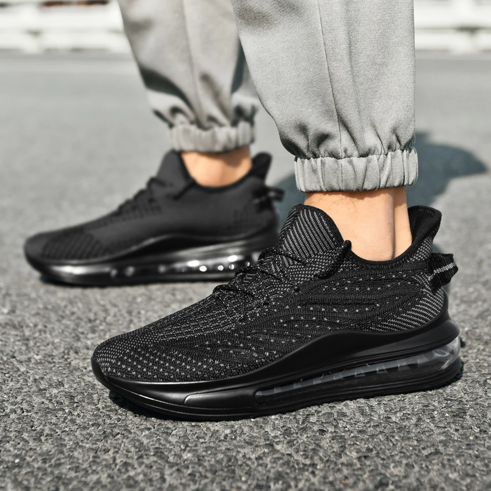 New Men's Running Shoes Outdoor Jogging Hiking Sneakers Casual Comfortable Sneakers Lightweight Soft