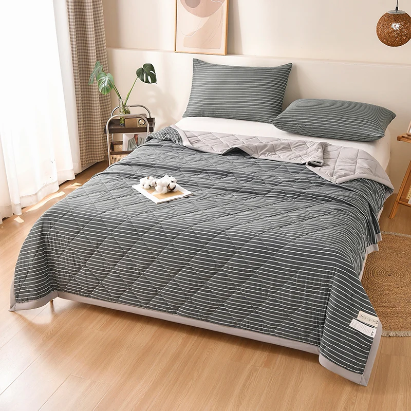 1pc Printed Duvet Summer Blanket Skin-friendly Thin Quilt Air Condition Quilt Home Soft Comforter Edredon (No Pillowcase)