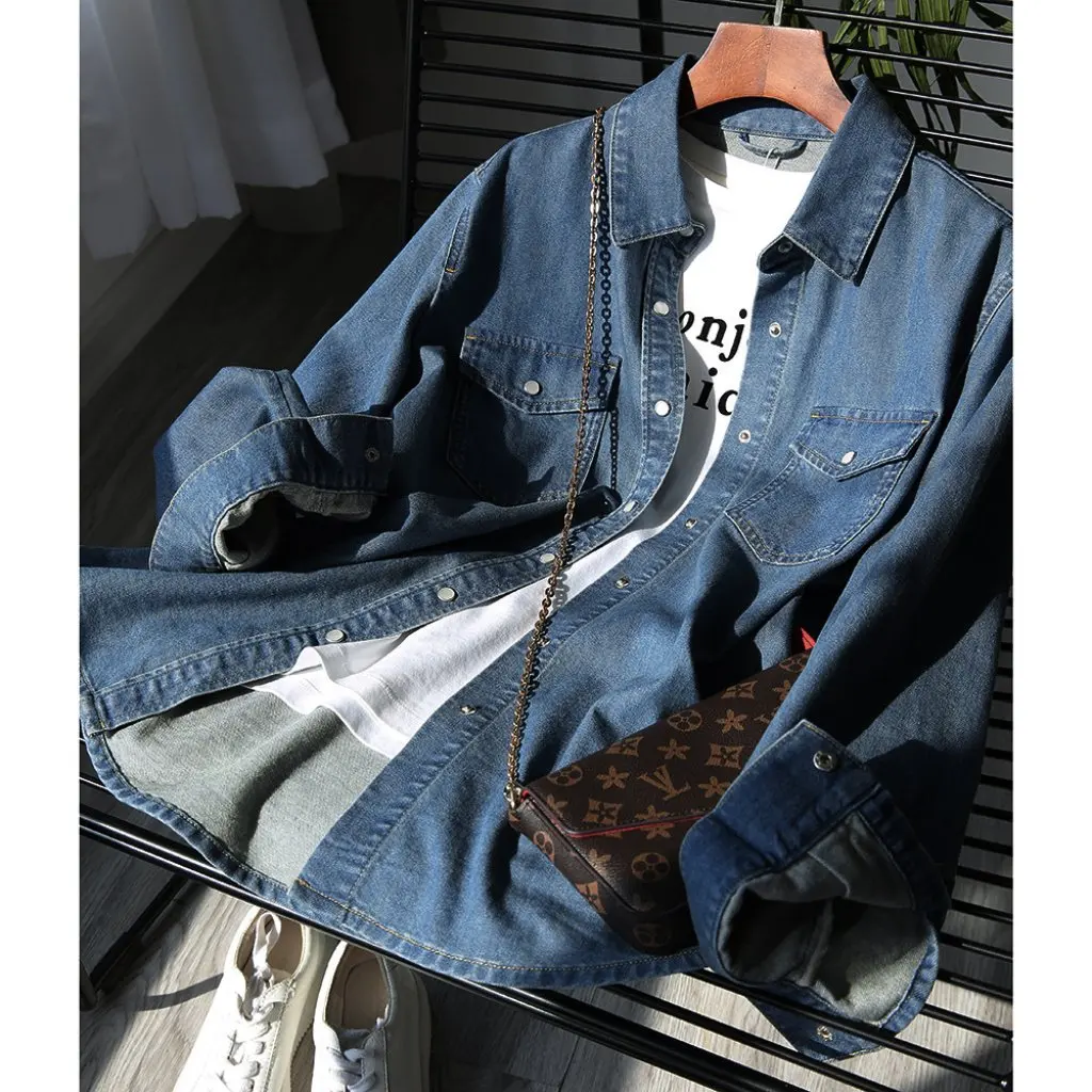

Handsome Lap Neck Nostalgic Blue Denim Shirt Female Design Sense Casual Vintage Style Top for Women