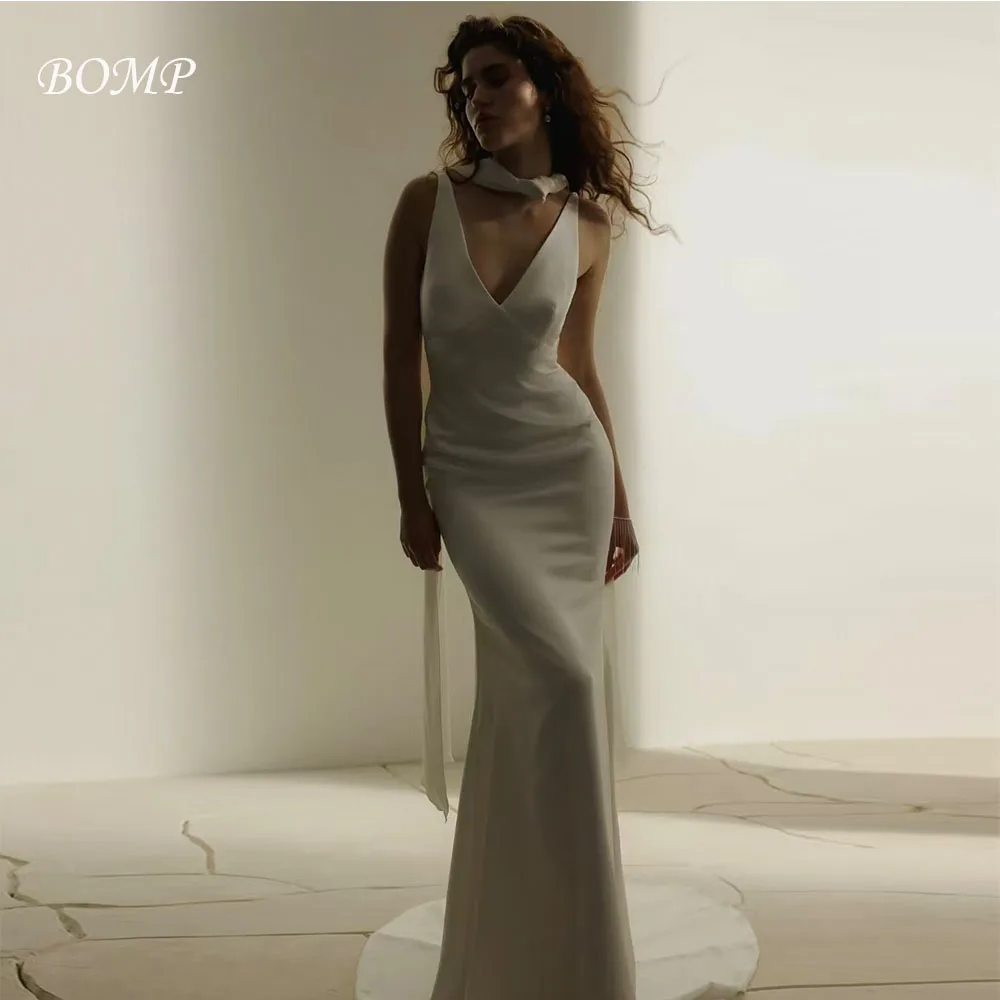 BOMP เรียบง่ายงานแต่งงานชุด V คอ backless นางเงือกสวีปเทรนไอวอรี่ซาตินชุดเจ้าสาวที่กำหนดเองสง่างามเดรส เดอ โนเวีย