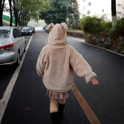 Chaqueta de gran tamaño con cremallera para mujer, abrigo de Cachemira de imitación de felpa con capucha y orejas de conejo, acolchado de terciopelo, Harajuku, Kawaii, invierno, 2023