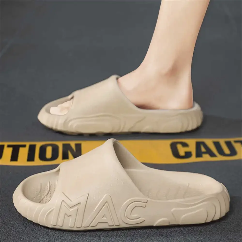 Hypersoft With Strap Shoes Due To Gold White Sandals Men Travel Slippers Sneakers Sport Jogging Tenisse New Fast Shose