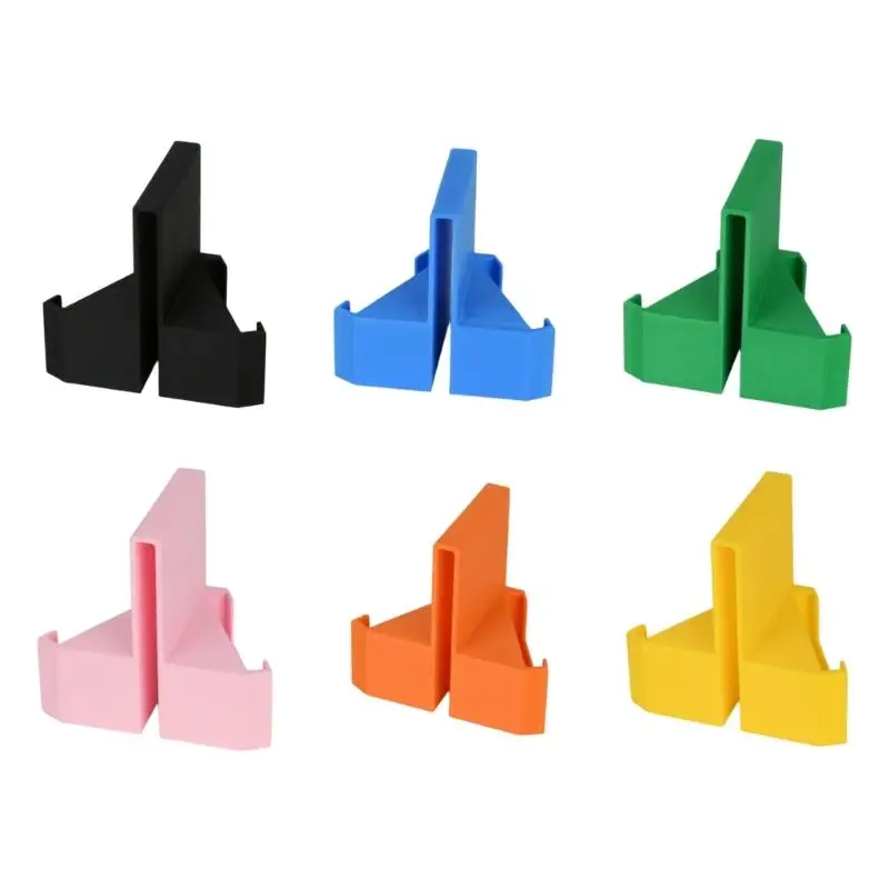 

Стабильный держатель для смартфона для теннисной сетки с прочными зажимами, обеспечивающий безопасность во время быстрой подачи