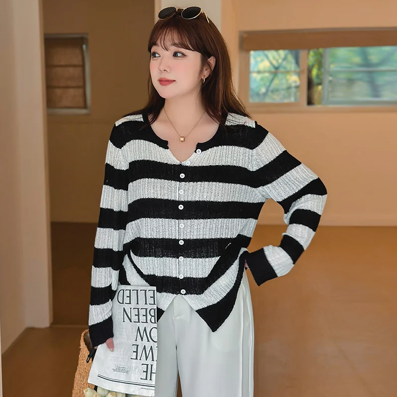 

Plus Size Pullover Knitted Tops Striped Women Thin Spring Autumn Outer Knitwear Fat Girls Slimming Loose Sweater Sweet Jumpers