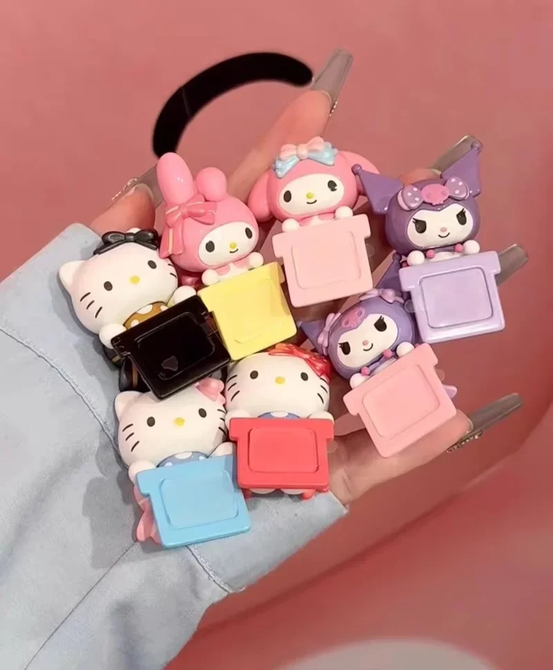 HelloKitty Kuromi ميلودي الحبيب سلسلة صندوق أعمى أنيمي الشكل جمع Hipper القوس سطح المكتب الهاتف ديكور الحلي فتاة هدية