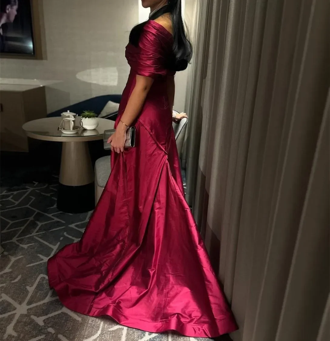 Customized Classic Long Burgundy Off Shoulder Evening Dresses Mermaid Taffeta Pleated Sweep Train Zipper Back Prom Dresses