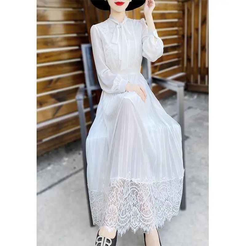 

2022 Spring and autumn new dress with slim waist long dress lace up long sleeve lace stitched Pleated Dress
