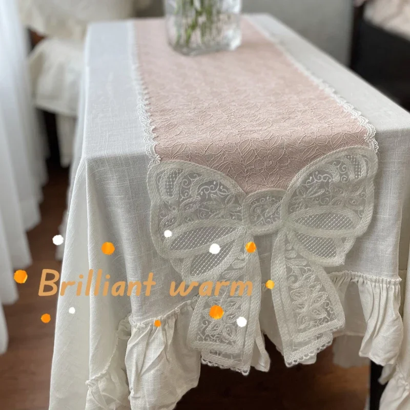 30*190cm Pink Lace Tablerunner Bow Cabinet Decorative Tablecloth French Elegant White Embroidered Diningtable Table Runner