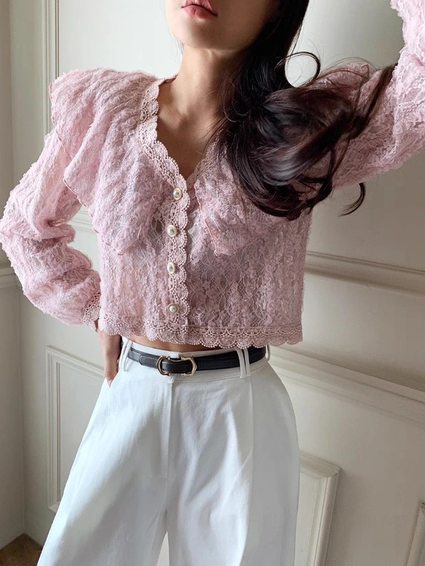 

Весна 2026: Женская блузка Dongda Gate с цветочным кружевом, приталенная, с длинным рукавом, V-образным вырезом, на пуговицах, для офиса, немнущаяся, в стиле «кукла»