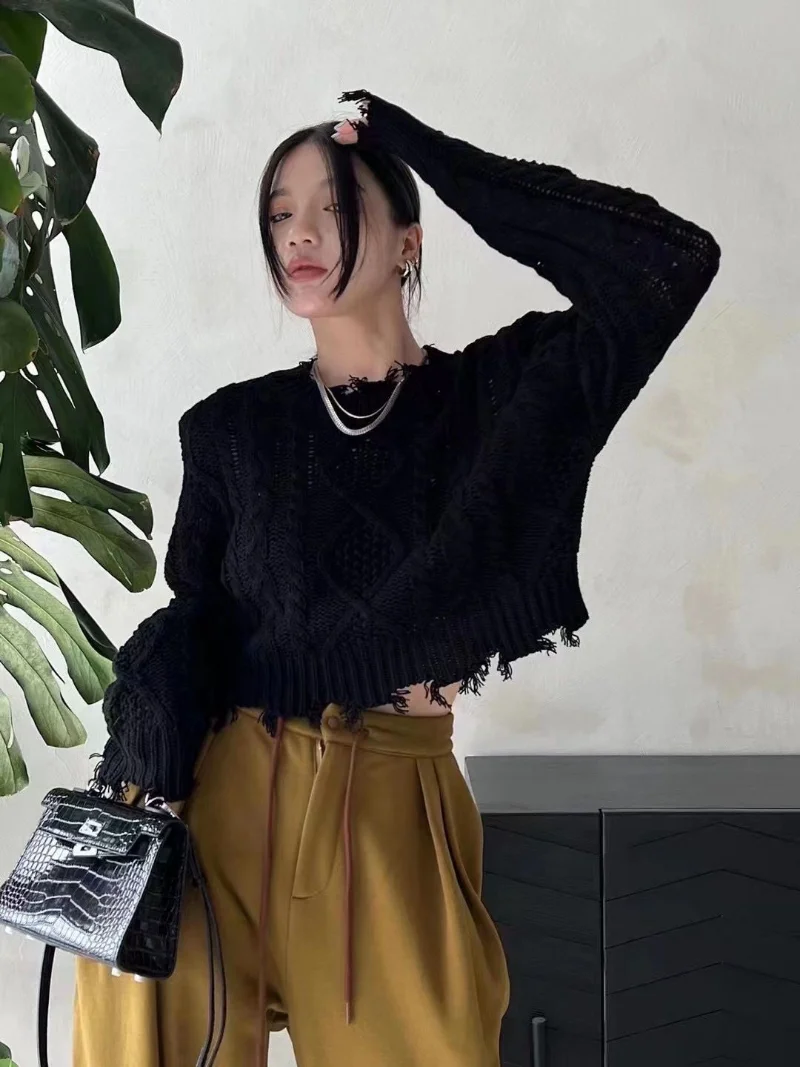 New Women Fashion O Neck Long Sleeve Ball Appliques Knitting Sweater New Ladies Solid Color Casual Sweaters Chic Pullovers Tops