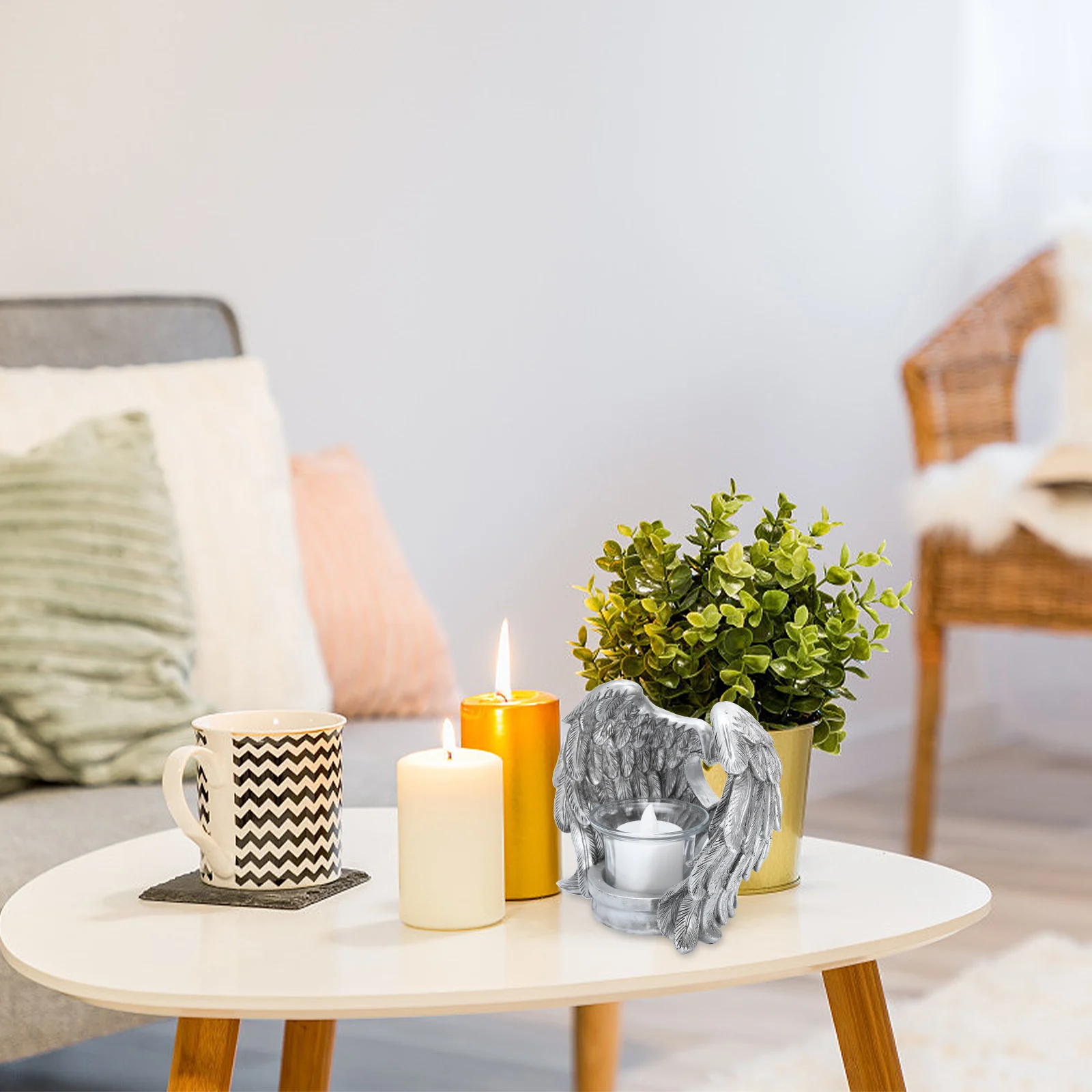 

Resin Wing Candlestick Holder Home Decoration Miniature Angel Design Silver European Style Retro Glamorous Anniversary Birthday