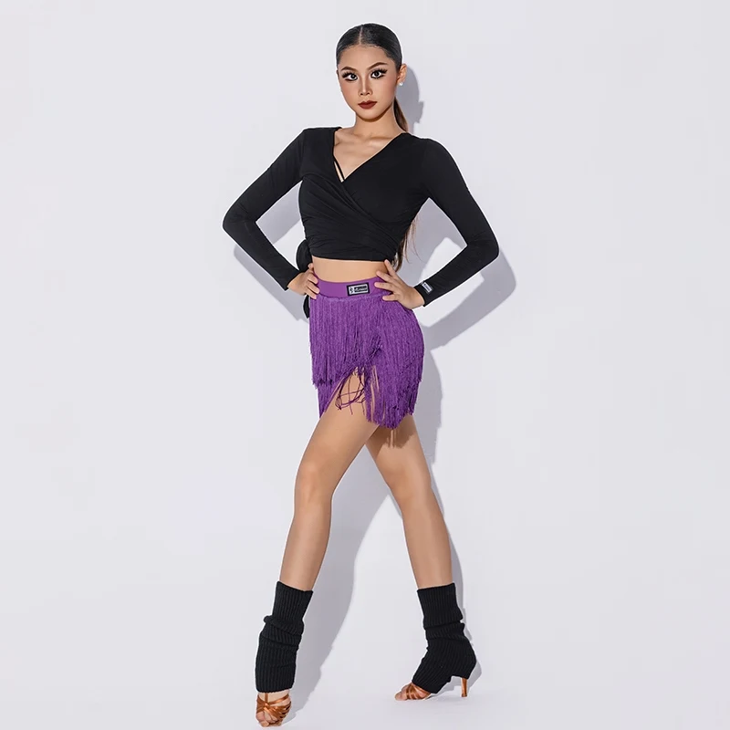 2025 新しいラテンダンスパフォーマンス衣装白黒トップスタッセルスカート衣装大人女性チャチャラテン練習着 DQS20629