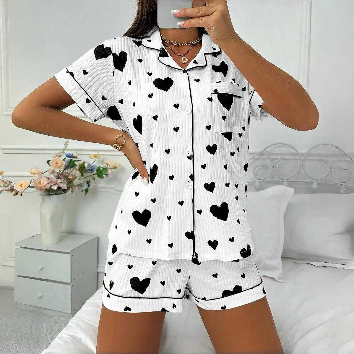 Heart Printed Pajama Set Casual Short Sleeve Button Lapel Top And Elastic Shorts Women's Pajama Breathable Soft Pajamas