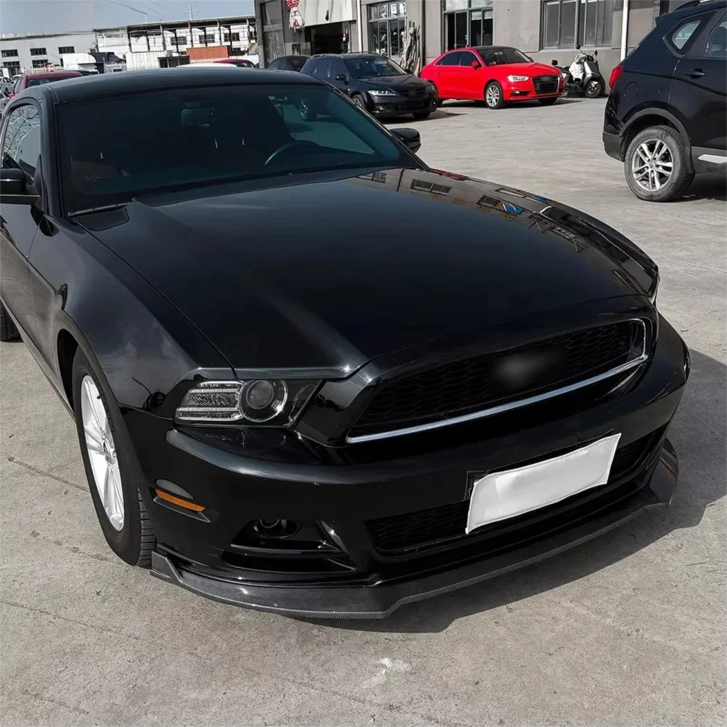 1Set Front Spoiler Diffuser Bumper Lip Splitter For Ford Mustang MK5 2013-2014 Exterior Car Tuning Body Kit Modification Parts