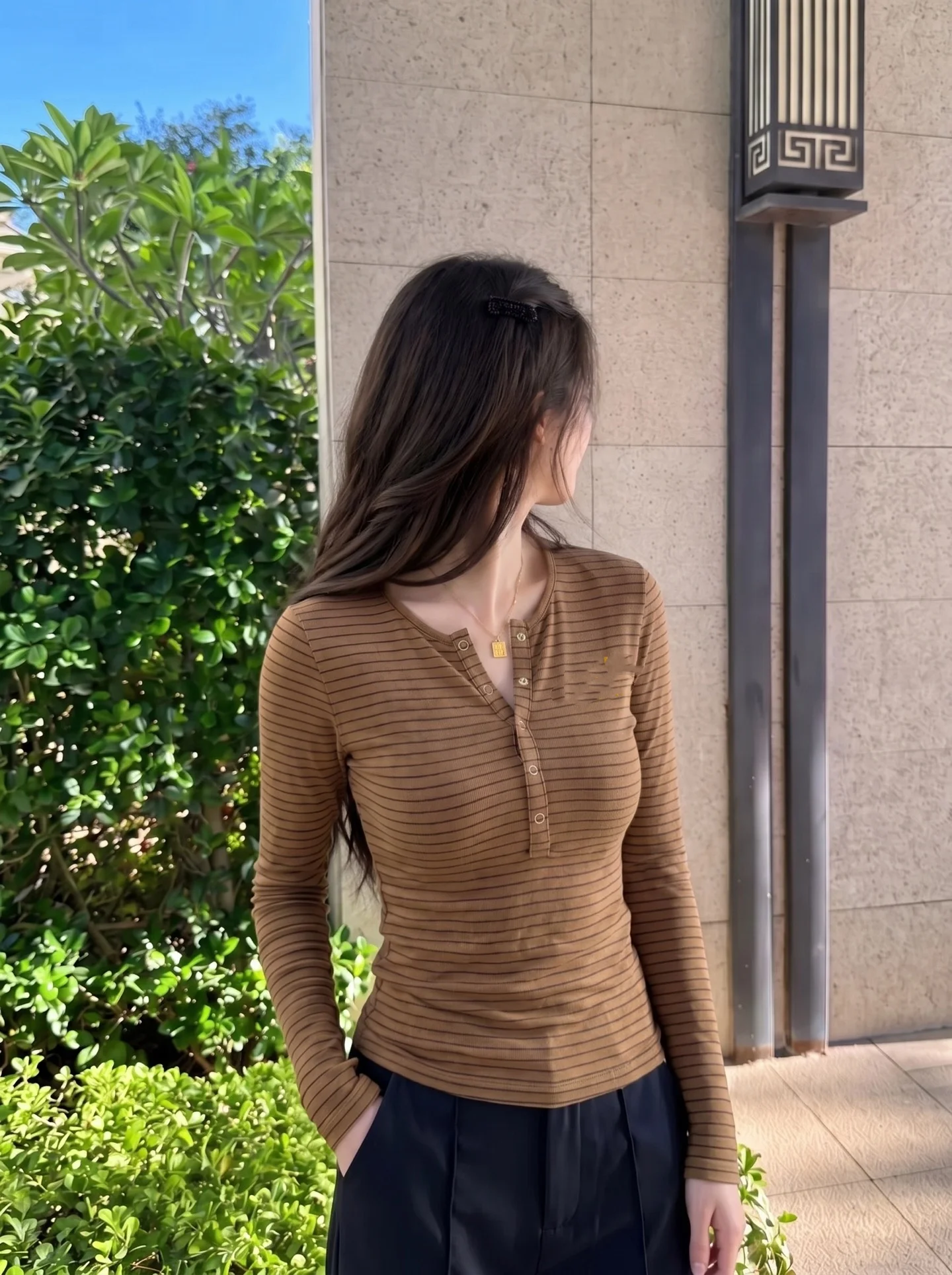 2026 New Retro Stripes Slim-Fitting Long-Sleeved Base Layer Half-Closed Button Short Sleeve T-Shirt