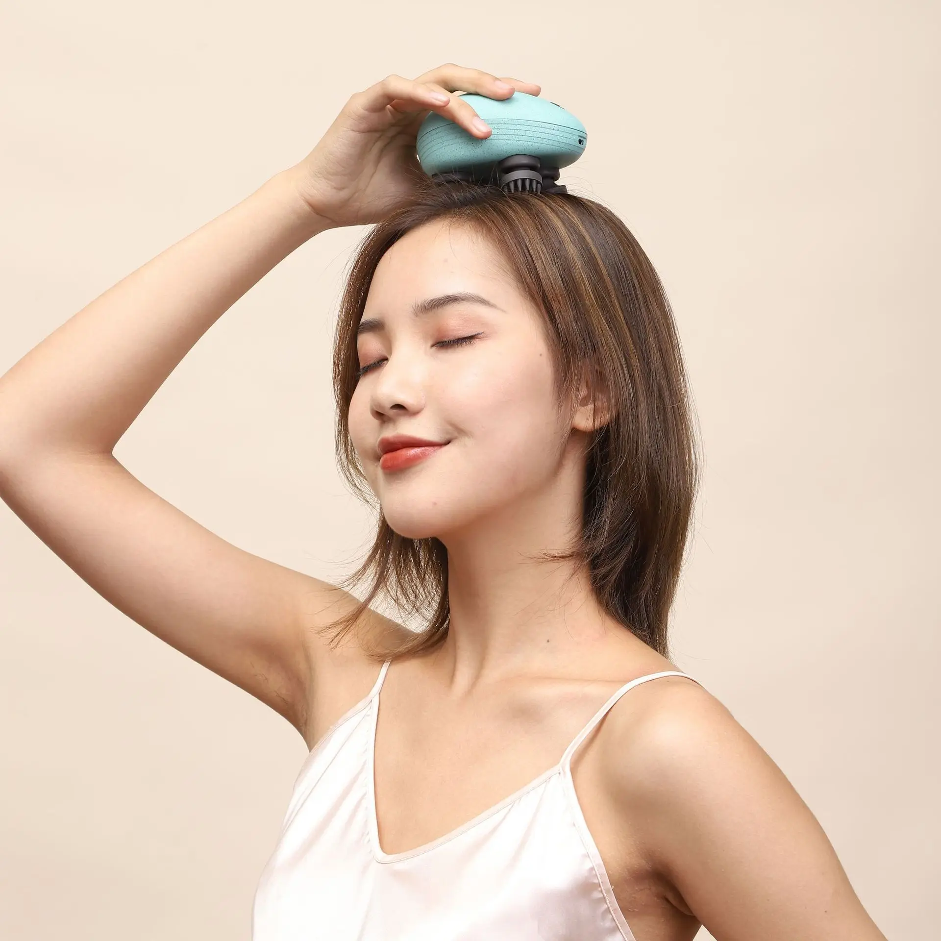 Scalp Massager Electric Silicone Waterproof Head Massager Pet Scalp Care Dragon Hand Brain Massager