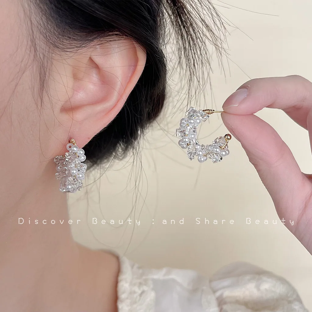 DIY accessories French temperament crystal butterfly stud earrings female niche design light luxury earrings high sense sweet te