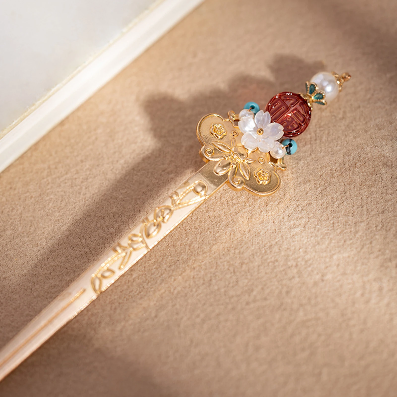 

Ancient Chinese Style Hair Sticks Forks Gold Color Alloy Hairpins Side Clips Women Girls Chignon Hair Jewelry Hair Bun Decor