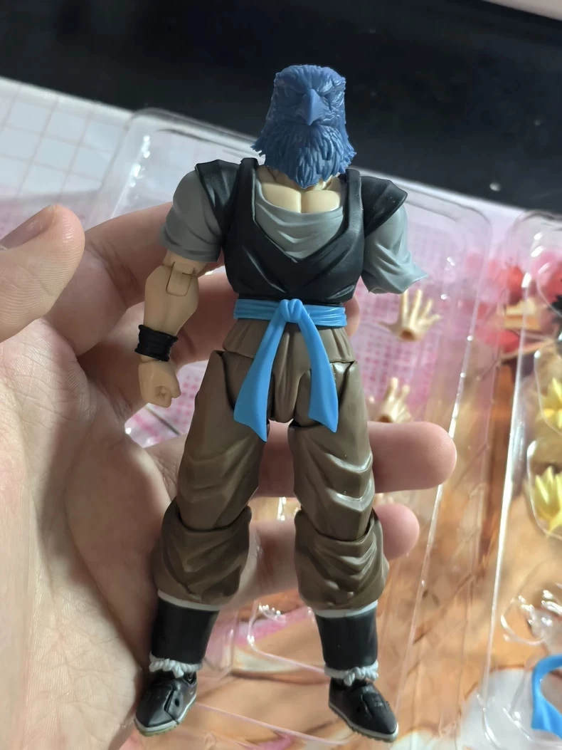 In Stock HA TOYS Son Gohan One-armed HAZ002 & HAZ003 Figure Missing Arm Gohan Eagle Hero anime action Figures Toy - view 2