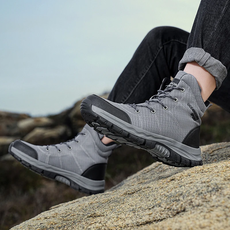 

2025 New Winter Outdoor Hiking Men'S Boots, Snow Resistant Waterproof With Fleece Lining For Warmth Sizes 39-47